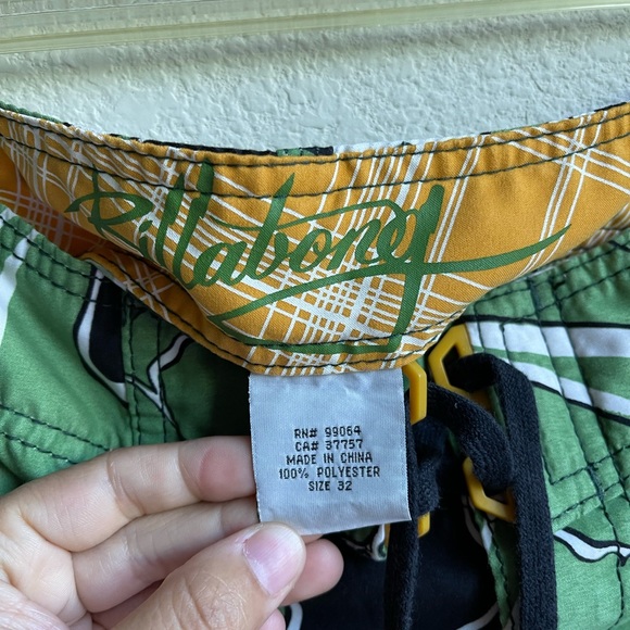 Billabong Hawaiian Swim Board Shorts 32 Floral - Picture 2 of 6